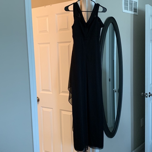 Beautiful black evening gown. Wore once…like new. - Picture 6 of 8